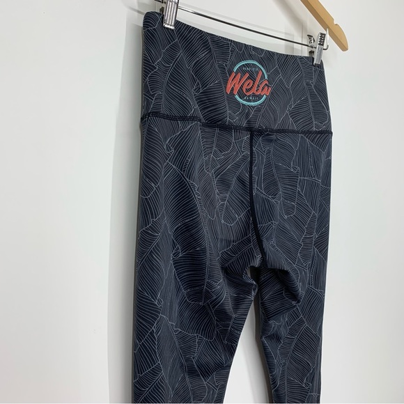 Wela Honolulu Hawaii Black Gray Tropical Palm Athletic Leggings Size Medium - Picture 8 of 16